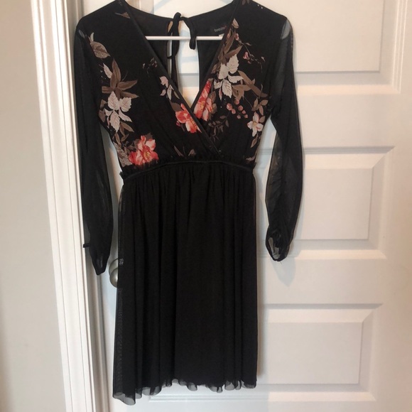 🍁4/$15 floral and black Dress - Picture 1 of 8